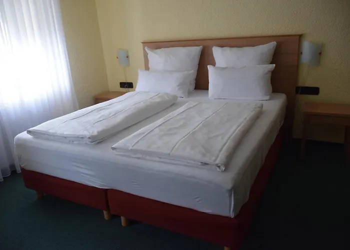 St. Paulushof Hotel *